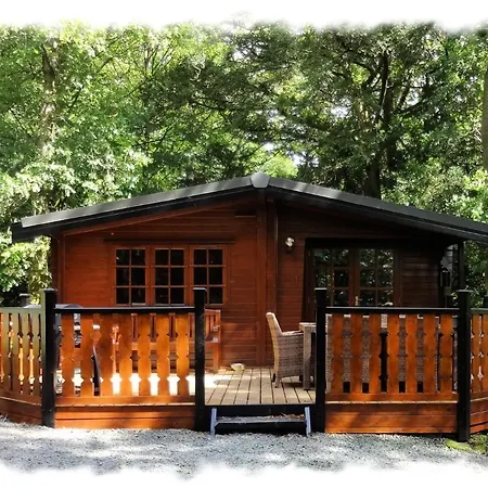 Blelham Tarn Rustic Cabin In Tranquil Woodland Ambleside Extérieur photo