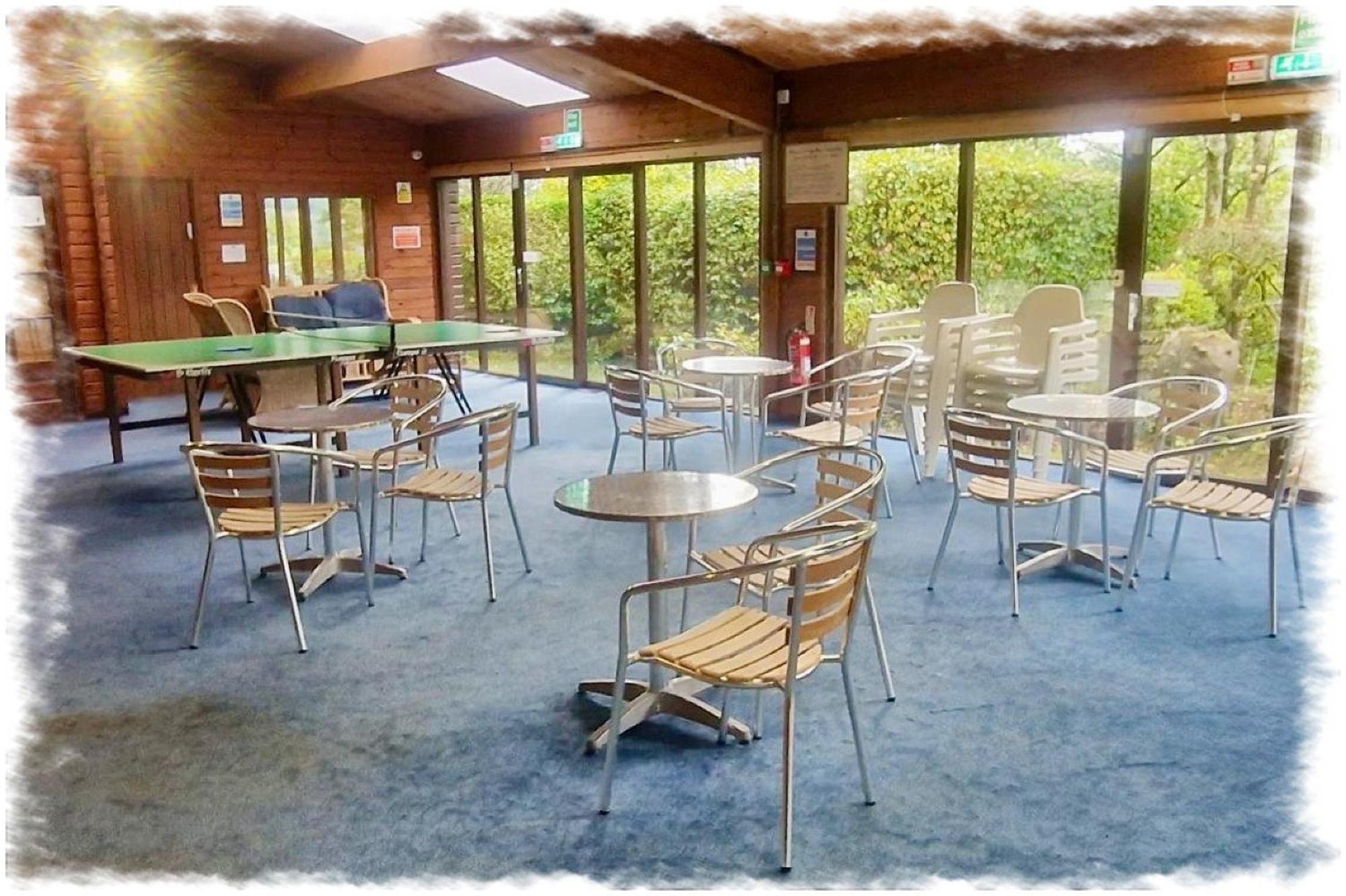 Hébergement de vacances Blelham Tarn Rustic In Tranquil Woodland